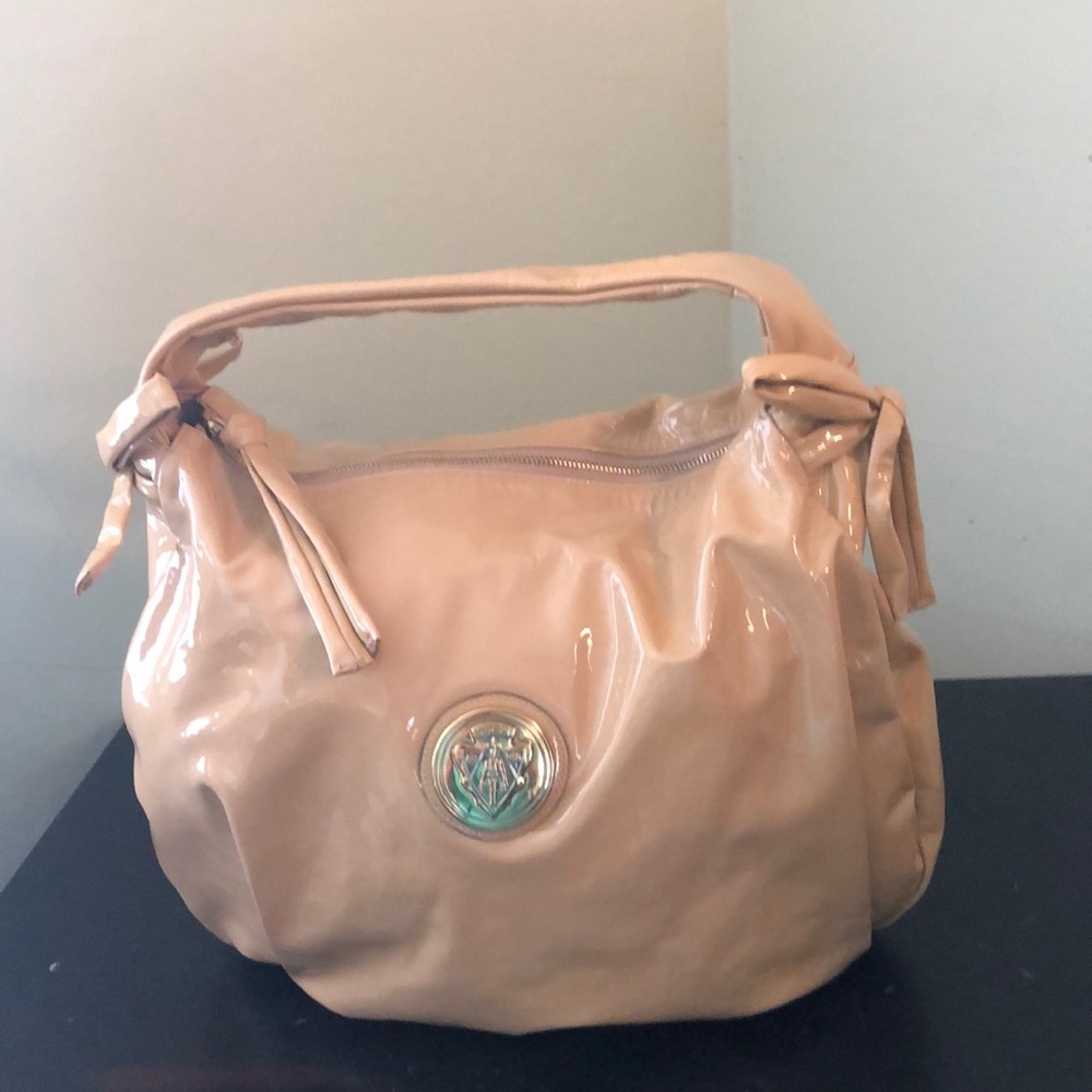 Ladies shoulder bag